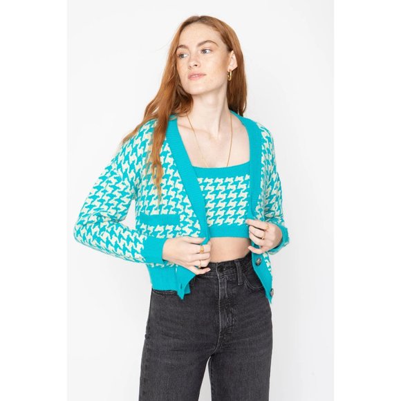 Callahan 2-piece Set Cropped Cardigan Sweater + Tank in Blue Houndstooth Pattern - Picture 5 of 6